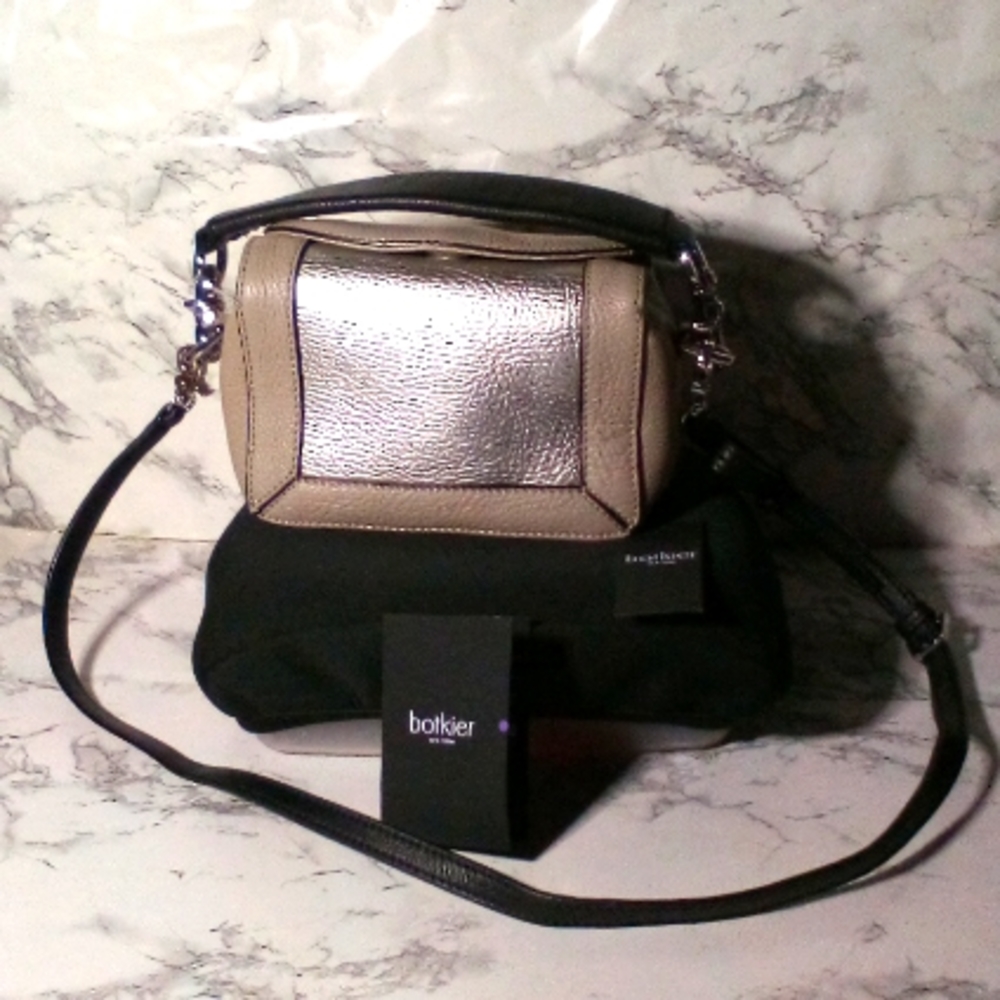 NWT "Rare Find" Botkier Small Barrow leather Crossbody bag Mineral grey
